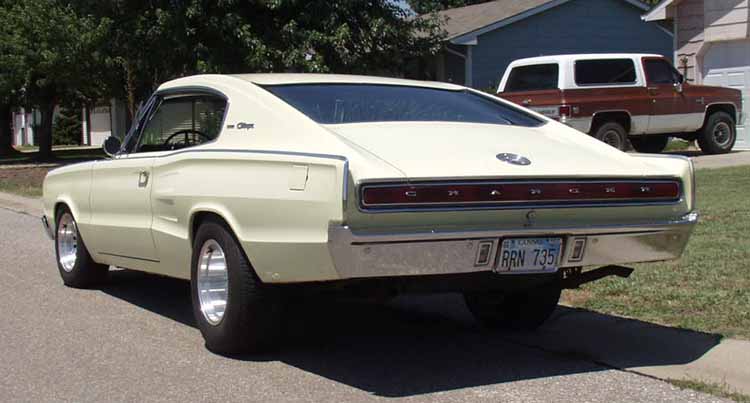 67 Dodge Charger 2dr Hardtop