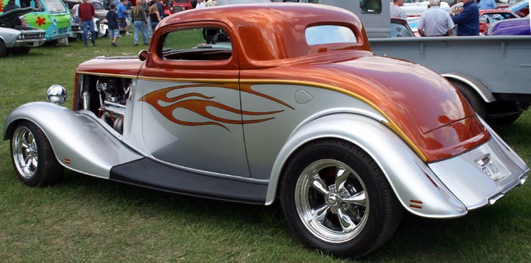 33 Ford Chopped 3W Coupe